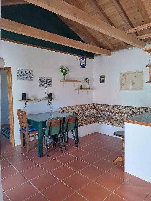 Casita - Your Home In Flores Lajes das Flores Екстер'єр фото